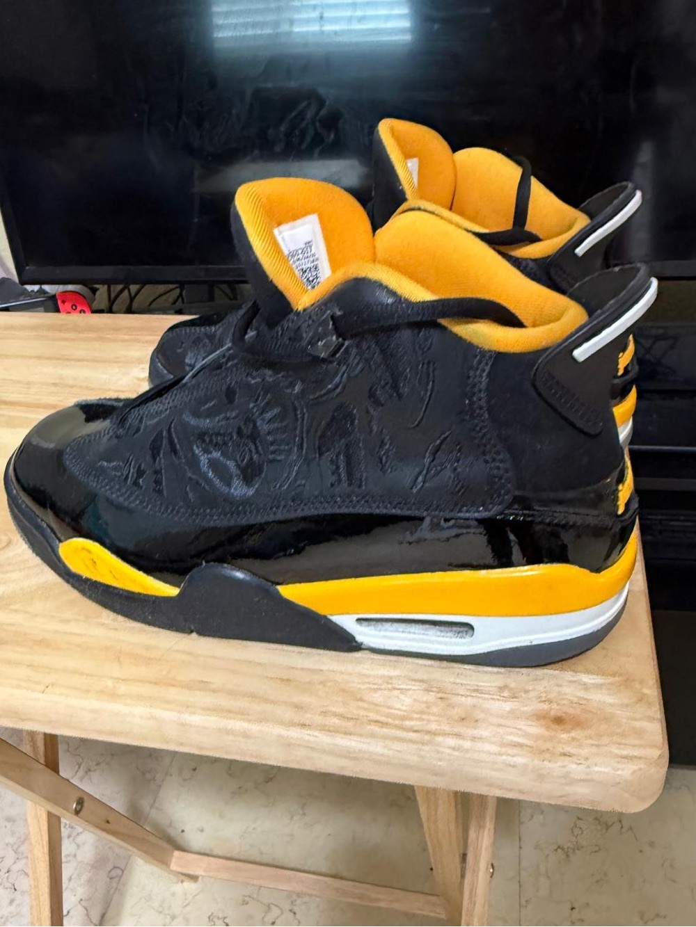 Air Jordan Dub Zero “Black Taxi”